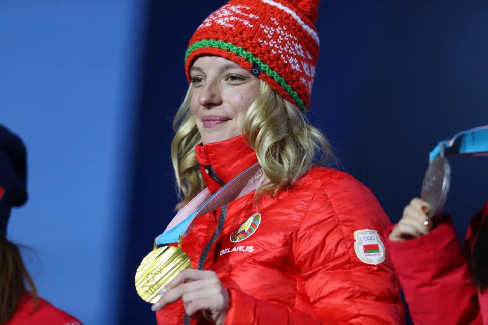 Пекин-2022. Анастасия Андриянова и Анна Гуськова вышли в финал олимпийского турнира по лыжной акробатике	