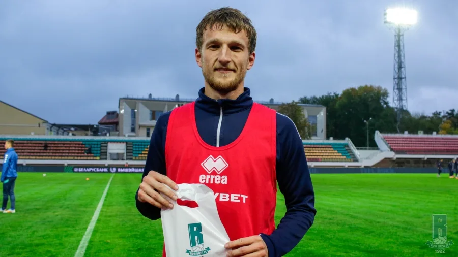 Футбол. Садовский продолжит карьеру в "Ордабасы" Седнева"
