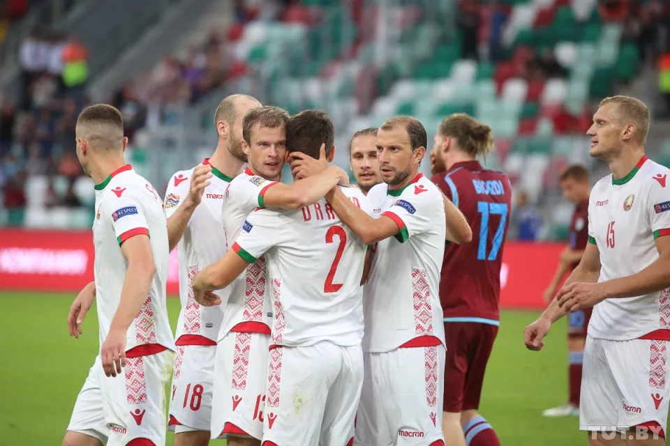 Футбол. Сборная Беларуси поднялась на 93-е место в рейтинге ФИФА