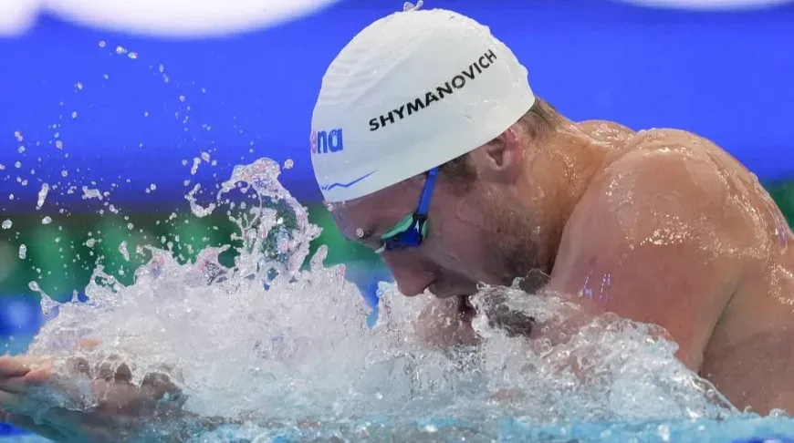 Шиманович и Шкурдай вышли в полуфинал чемпионата Европы по плаванию в Париже