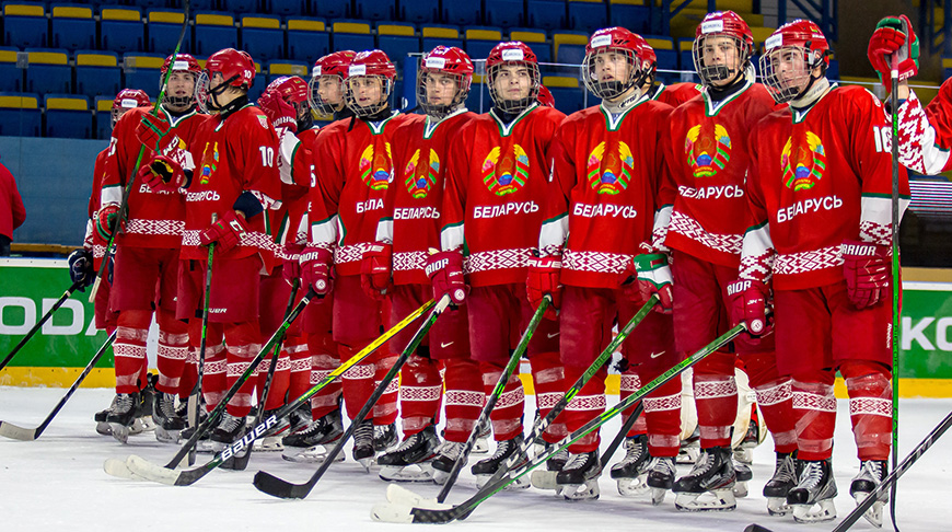 Хоккей. ЕЮОФ. Юниорская сборная Беларуси U18 в овертайме победила россиян
