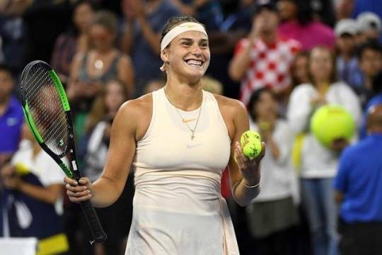 Australian Open 2022. Соболенко о победе над Сандерс: "перестала думать и начала играть"