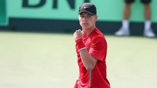 Теннис. ATP. Илья Ивашко победил на старте турнира в Марселе