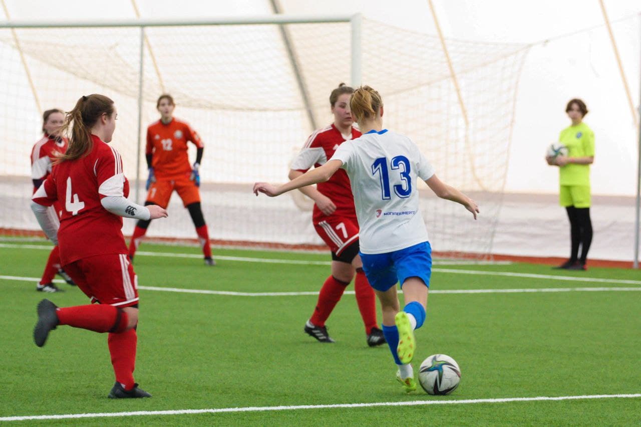 В Могилеве проходит ежегодный предсезонный турнир по футболу среди женских команд